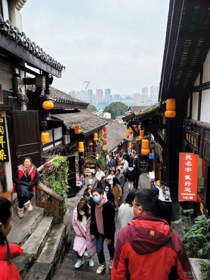 汉中车务段整合“公铁空”联运优势温暖旅客回家路